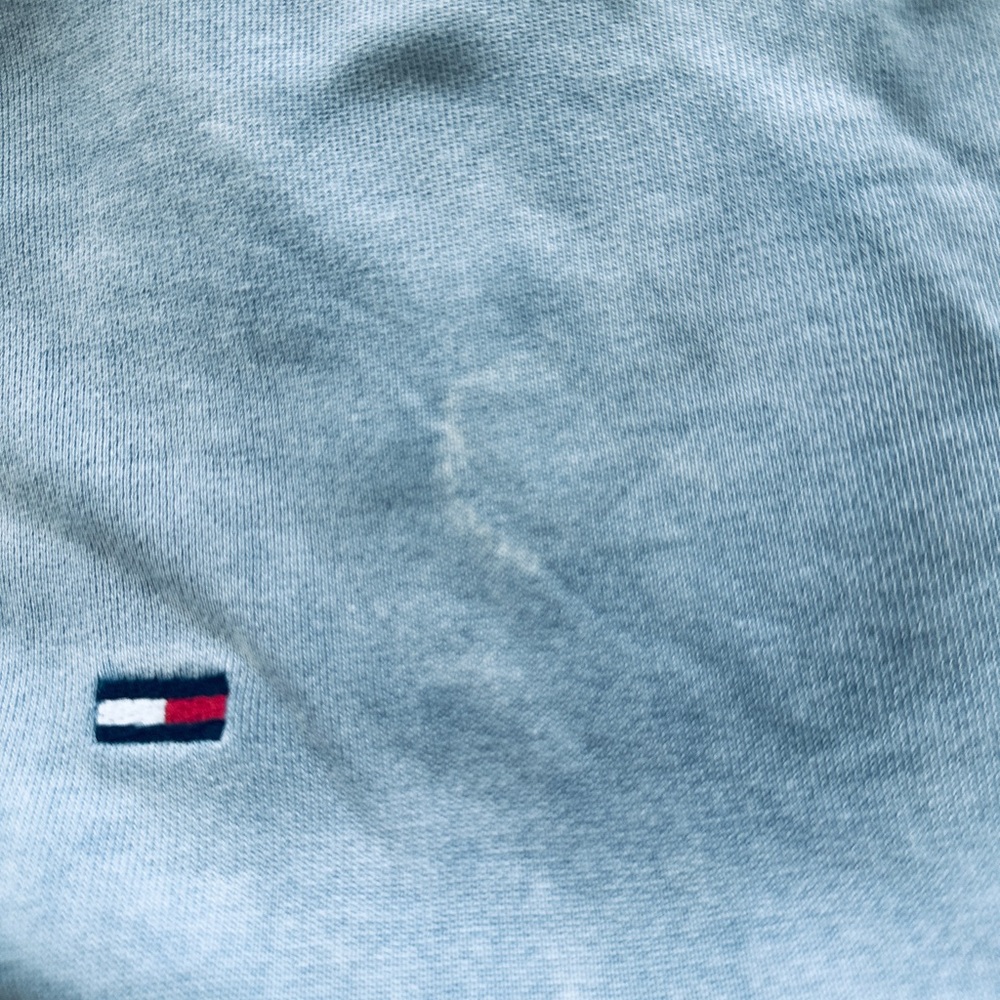 Tommy Hilfiger Denim Hoodie Mens Large Blue Faded EUC - Picture 3 of 8